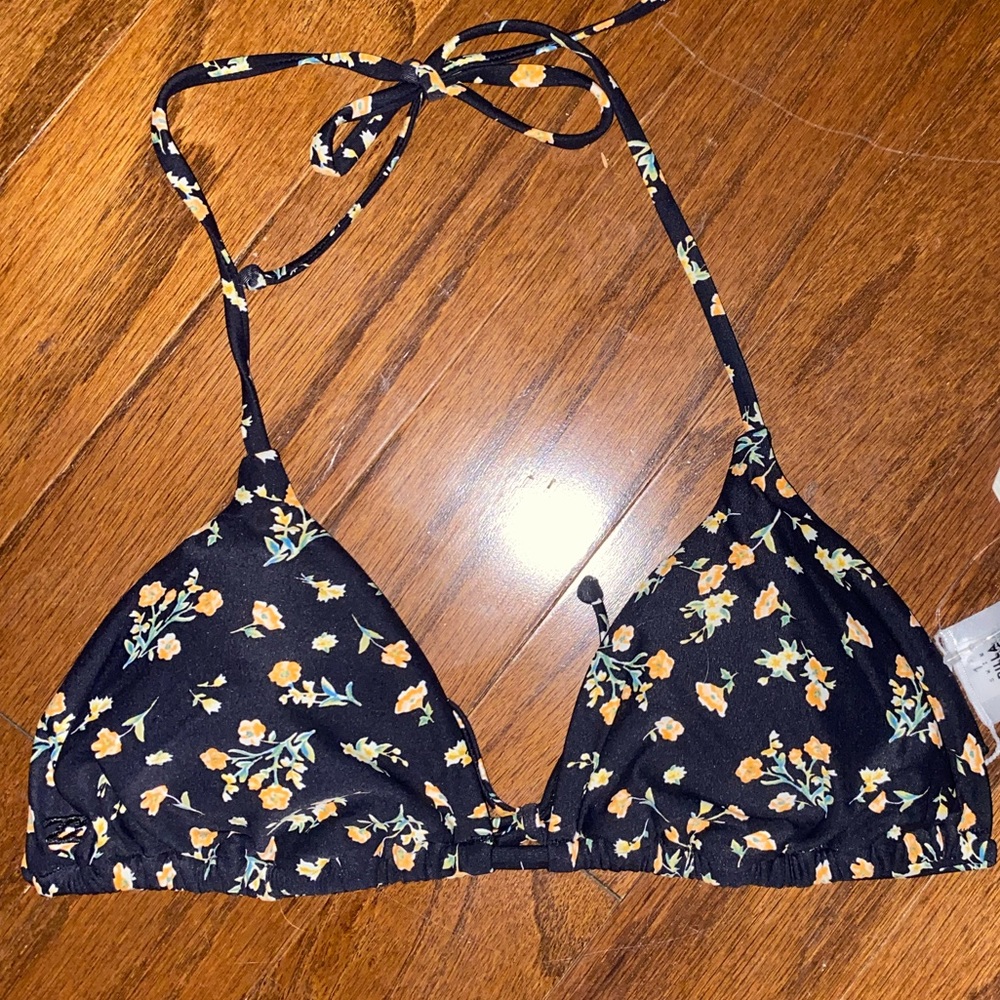 Billabong bikini top NWT